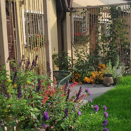 Klara W Ogrodzie Łeba