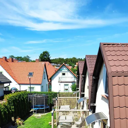 Klara W Ogrodzie Nyaraló *