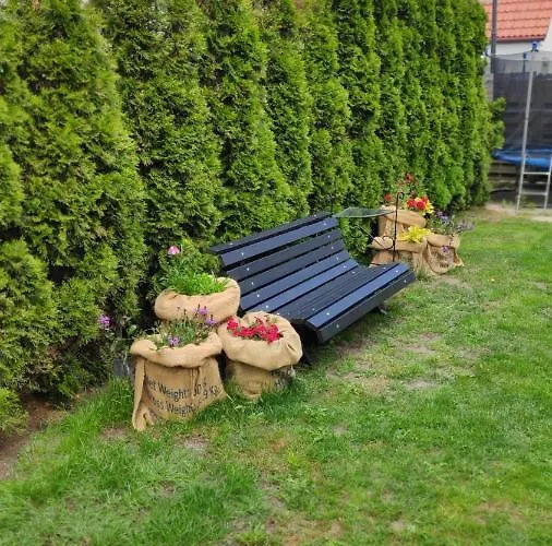 Klara W Ogrodzie Łeba